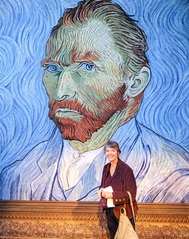 van Gogh portrait with Sally Evans at Van Gogh immersive